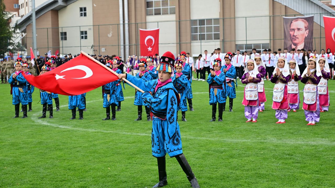 “Cumhuriyetin 102. Yılı” Nevşehir’de Coşkuyla Kutlandı