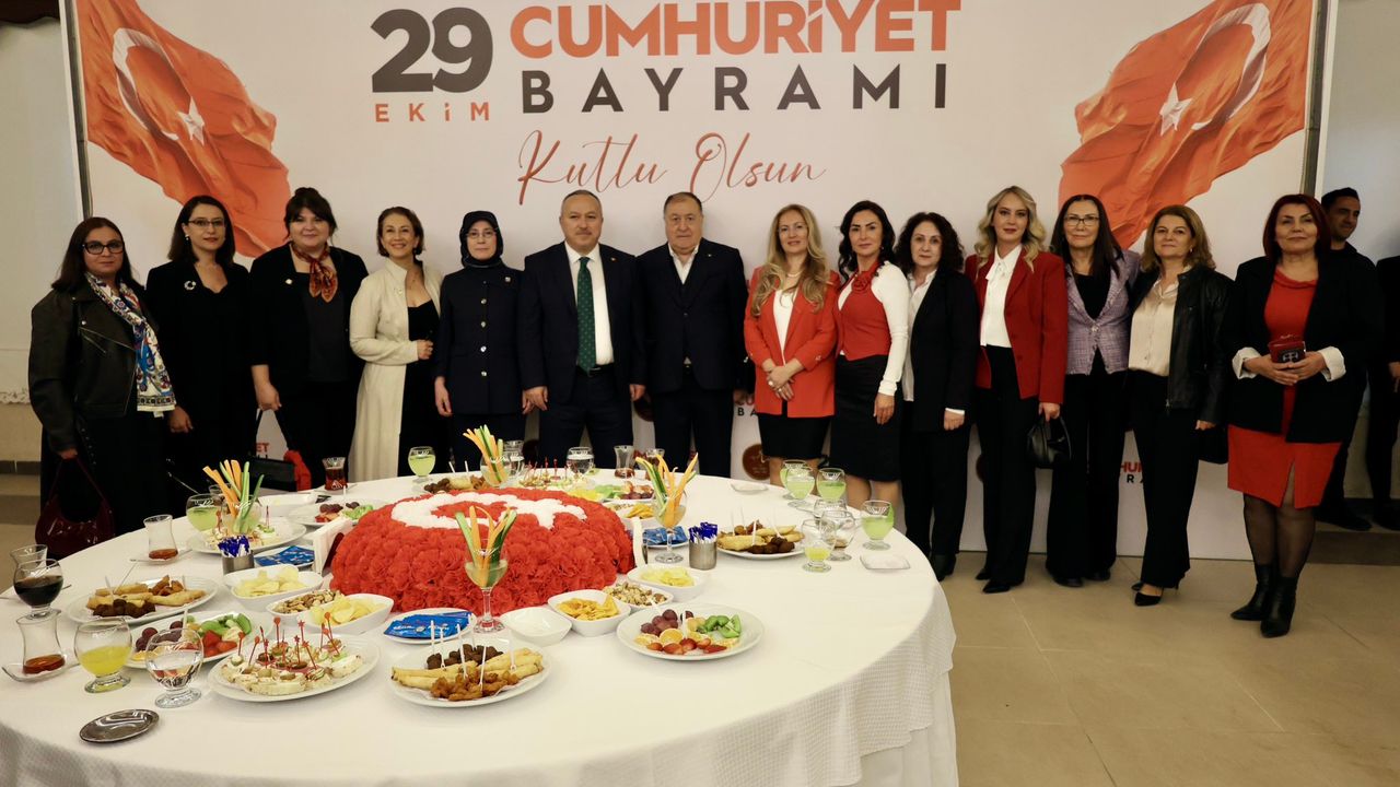 Nevşehir’de Cumhuriyetin 102. Yılı Resepsiyonu Düzenlendi