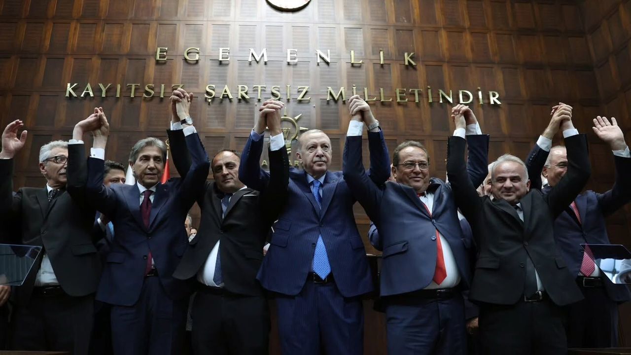 Erdoğan'dan Mustafapaşa Belediye Başkanı Mustafa Özer'e Tebr