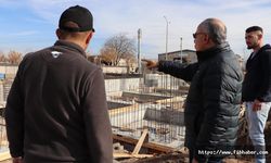 Başkan Aksoy, ayağının tozuyla sahaya indi