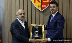 Başkan Aktürk, Kayserispor Başkanı Ali Çamlı'yı ziyaret Etti