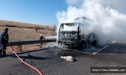 Nevşehir'de Seyir Halindeki Vinç Yandı