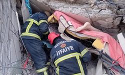 Nevşehir Belediyesi Ekipleri Enkaz Altından 2 Kişiyi Çıkarttı