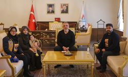 SMA Hastası Yusuf Eren Bebeğin Ailesi Başkan Savran'ı Ziyaret Etti