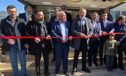 Ümit Erkek Kuaförü yeni yerinde...