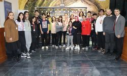 Bahçeşehir Koleji Satranç Takımı Göz Doldurdu