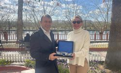 Başkan İbaş'dan, Rus Yardımsever Ovsiannikova Avanoslular adına teşekkür