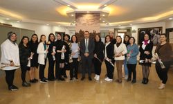 Avanos Belediye Başkanı İbaş Kadın Çalışanların Gününü Kutladı