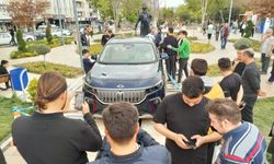 Nevşehir'de TOGG izdihamı! Fotoğraf çekinmek için yarıştılar