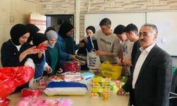 Depremzedelere kırtasiye ve oyuncak yardımı gönderildi