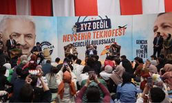 Binali Yıldırım Nevşehir'de gençlerle buluştu