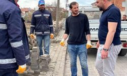 Başkan Çekiç sokak sokak geziyor