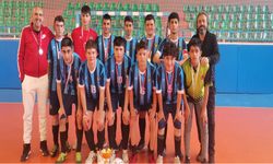 N.M.T.A.L futsal ve okçuluk şampiyonluğunu kutluyor