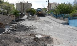 Kıratlıoğlu Mahallesi’ndeki Bu Yollar Yenileniyor
