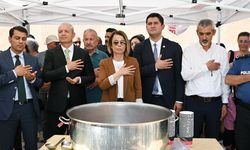 Vali Becel, Hacıbektaş'ta aşure dağıttı...