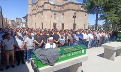 Taskobirlik eski Genel Müdürü Mustafa Dirikoç toprağa verildi