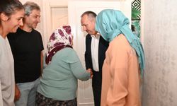 Vali Fidan Nevşehir'de depremzede aileyi ziyaret etti