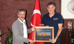 Sinan Oğan'dan Uçhisar Belediyesi Ziyareti