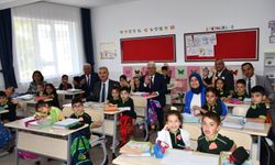Nevşehir Vali Vekili Erdoğdu ve İl Milli Eğitim Müdürü Yazıcı'nın Nevşehir Hacı Asım Atabilen İlkokulu Ziyareti