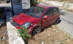 Nevşehir'de otomobil bahçe duvarına çarptı: 2 yaralı
