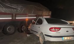 Nevşehir'de otomobil TIR'a çarptı: 4 yaralı