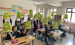 Uçhisar Belediyesinden öğrencilere kırtasiye desteği