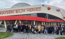 Altınyıldız Öğrencileri Kayseri Kitap Fuarında