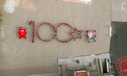 Acıgöl 4 Temmuz Ortaokulu öğrencilerinden 100. yıl koreografisi