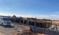 MHP İl Başkanı Doğu Hacıbektaş'ta inşaatı inceledi