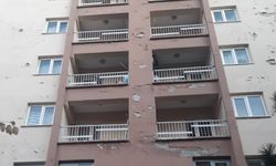 Nevşehir'de sıvası dökülen o bina tehlike saçıyor