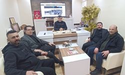 Başkan adayı Arı'dan FİB Haber gazetemize ziyaret