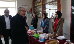 Derinkuyu'da öğrenciler Filistin'e destek için kermes düzenledi
