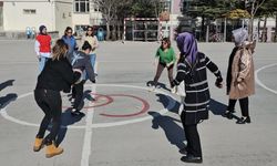 Unutulan çocuk oyunları Nevşehir’de yeniden hayat buluyor