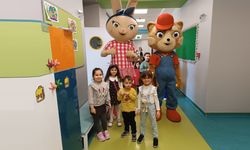 Nevşehir Simya Koleji Çocuk Üniversitesinde Kitap Şenliği Düzenlendi.