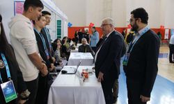 Nevşehir Mili Eğitim Müdürü Yazıcı Aksaray'da TÜBİTAK'ın sergisini ziyaret etti