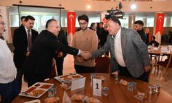 Nevşehir Protokolü NEVÜ'lü Öğrencilerle İftar Sofrasında Buluştu