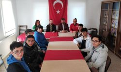 Eski Öğrencileri Nevşehirli Afrin Gazisi'ni Ziyaret Ettiler