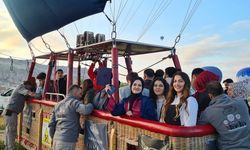 Nevşehir Valisi Fidan'dan NEVÜ öğrencilerine Balon Turu