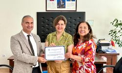 Türk Kadınlar Birliği Nevşehir Şubesi'nden Eğitime Destek