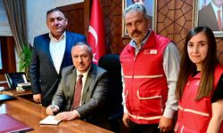 Nevşehir Valisi Fidan, Kurbanını Türk Kızılayı'na Bağışladı
