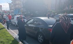 Nevşehir'de yolun karşısına geçmeye çalışan gence otomobil çarptı