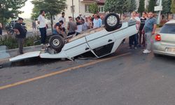 Nevşehir Nar girişinde otomobil takla attı: 2 yaralı