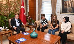Nevşehir Valisi Fidan, LGS Türkiye Birincilerini Ağırladı
