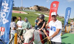 Nevşehir’de Çocuklar Kayaşehir’de  ‘Pony’ Atlarına Bindi