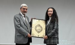 Prof. Dr. Soysaldı üniversite öğrencileriyle bir araya geldi