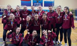 NEVÜ Kadın Voleybol Takımından Üçüncülük