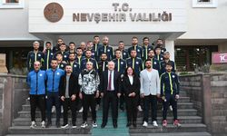 Vali Fidan Suvermez Kapadokya Spor takımını makamında kabul etti