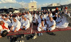 Hatem Tur Nevşehir umre kafilesi Kabe'de "birlik ve beraberlik" için dua ettiler