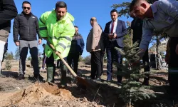 Nevşehir'de Binlerce Fidan 1.Sınıf Öğrencileri için Toprakla Buluştu