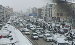 Nevşehir karla kaplı güne uyandı! Bereket yağıyor